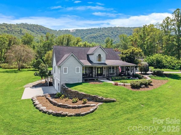 187 Duncan Creek Road, Fletcher, NC 28732