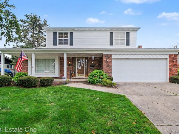 36423 Travis Drive, Sterling Heights, Mi 48312