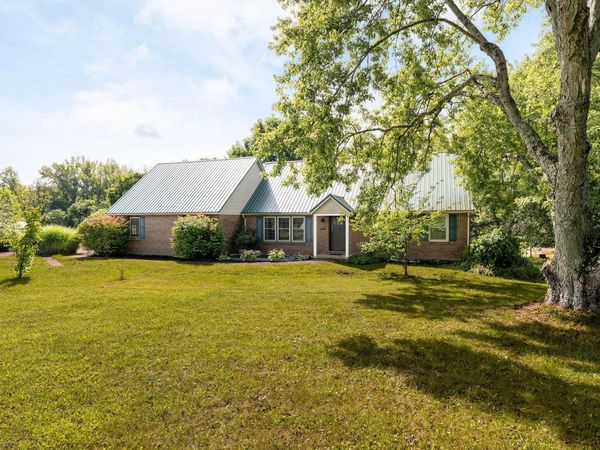 3032 Deeds Road , Granville, OH 43023
