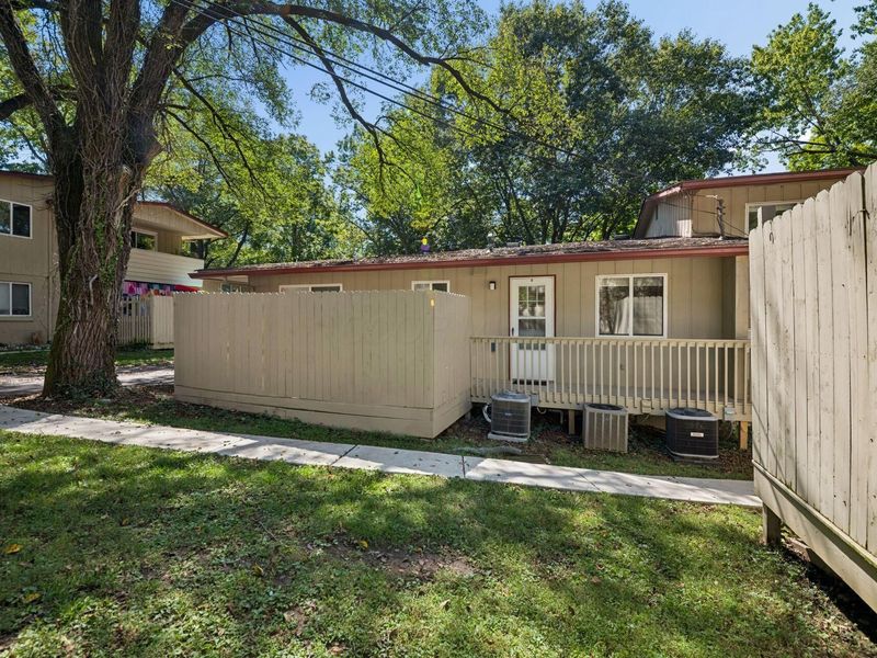 328 Fenway Road , Unit D, Columbus, OH 43214 Photo 10