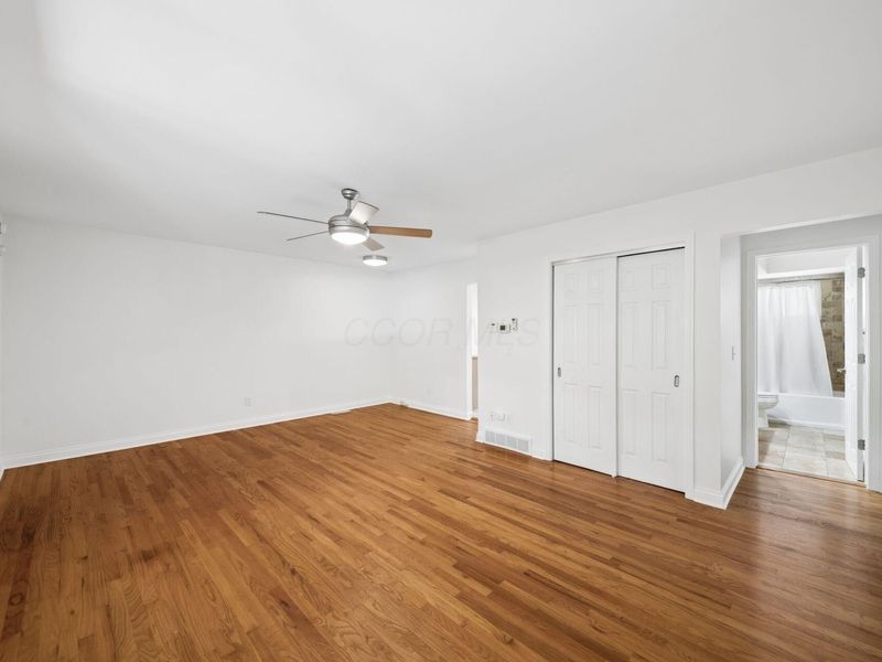 328 Fenway Road , Unit D, Columbus, OH 43214 Photo 17
