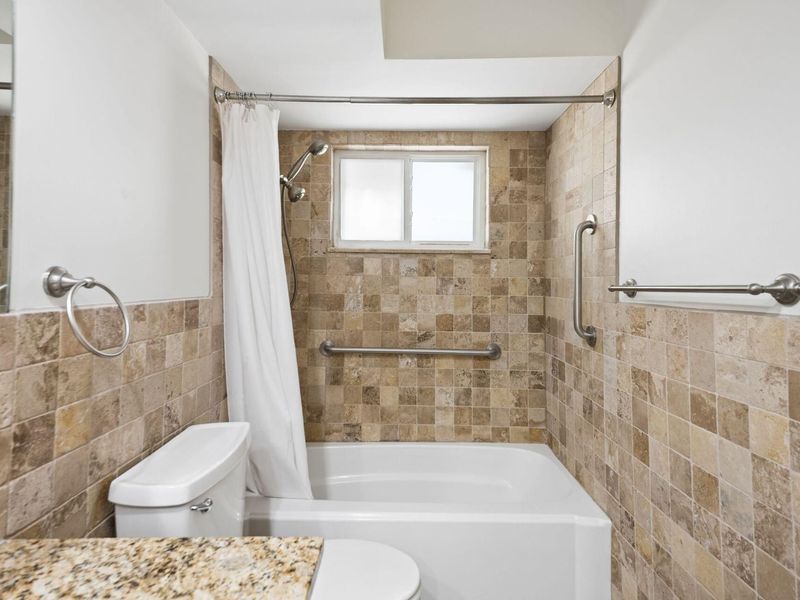 328 Fenway Road , Unit D, Columbus, OH 43214 Photo 32