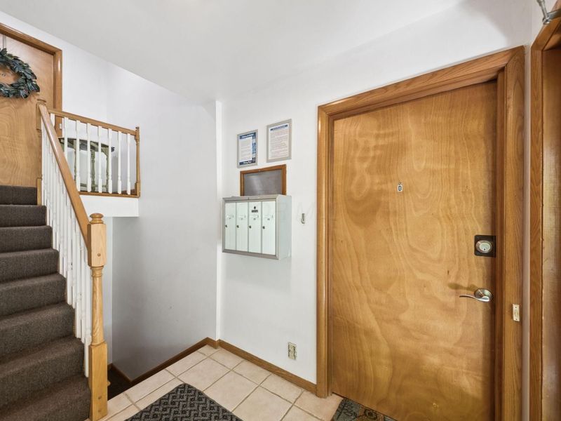 328 Fenway Road , Unit D, Columbus, OH 43214 Photo 4