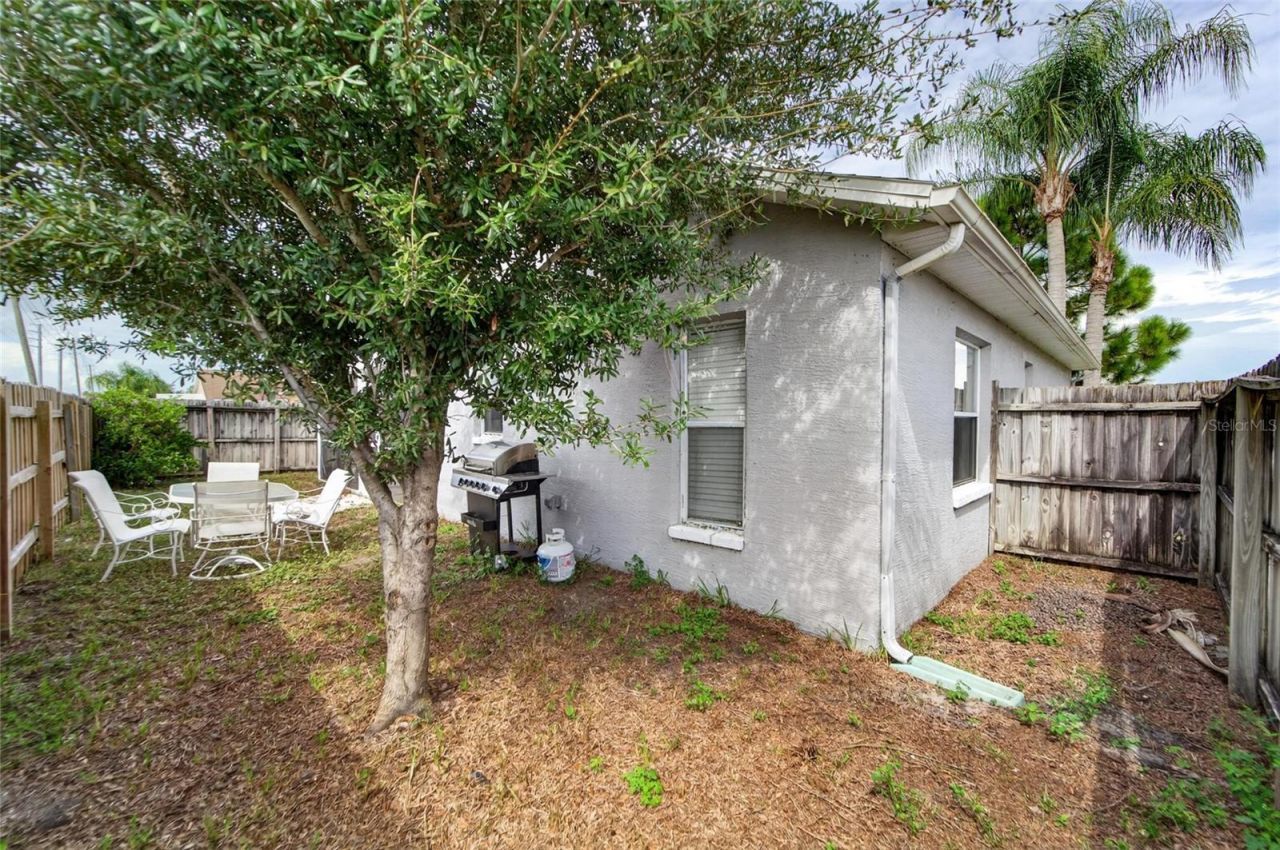 8240 National Drive , Port Richey, FL 34668 Photo