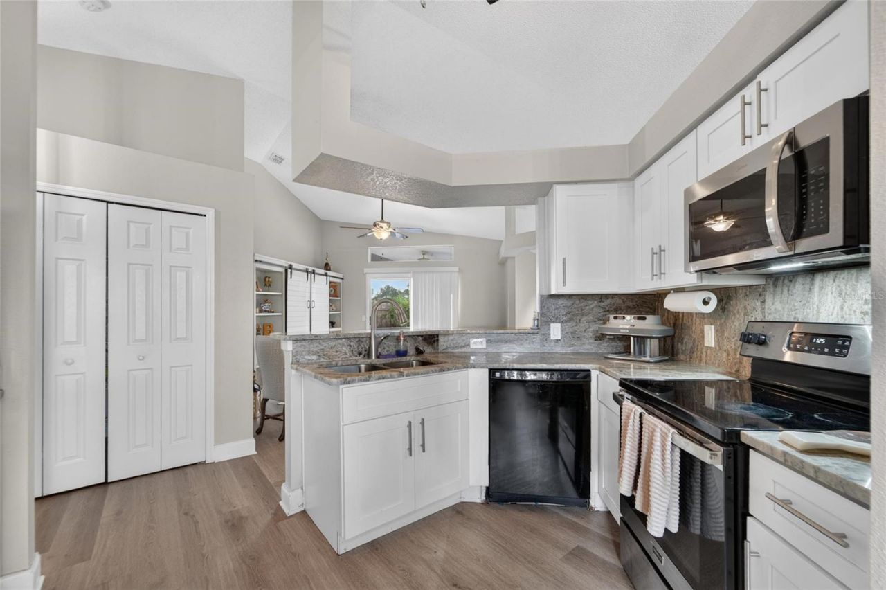 8240 National Drive , Port Richey, FL 34668 Photo