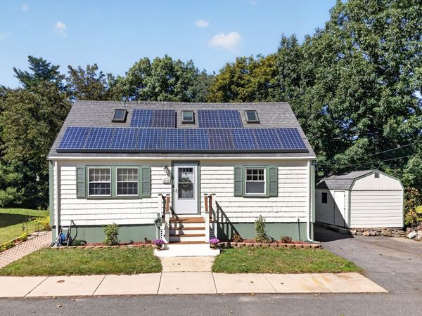 10 Stanton St, Saugus, MA 01906