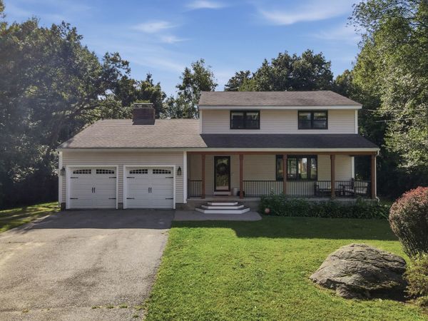 60 Bailey Road, Dracut, MA 01826