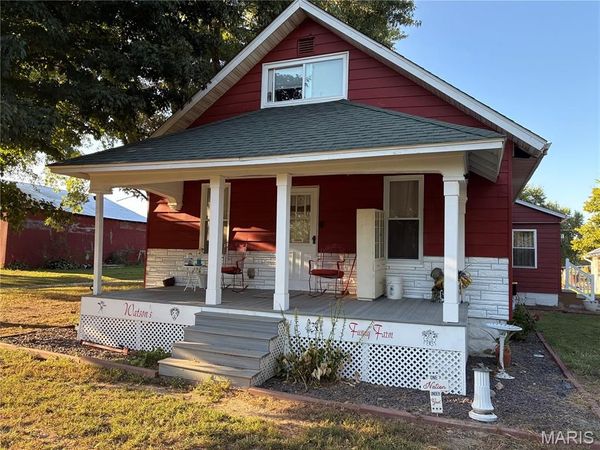 541 Ripson Bridge Avenue, Sorento, IL 62086