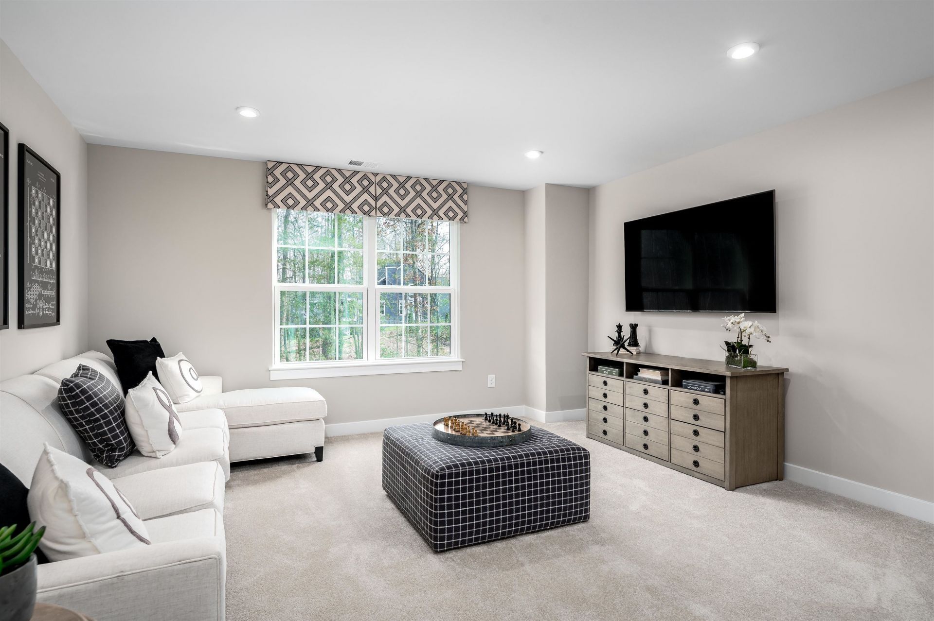 9036 Aideen Dr Photo 11