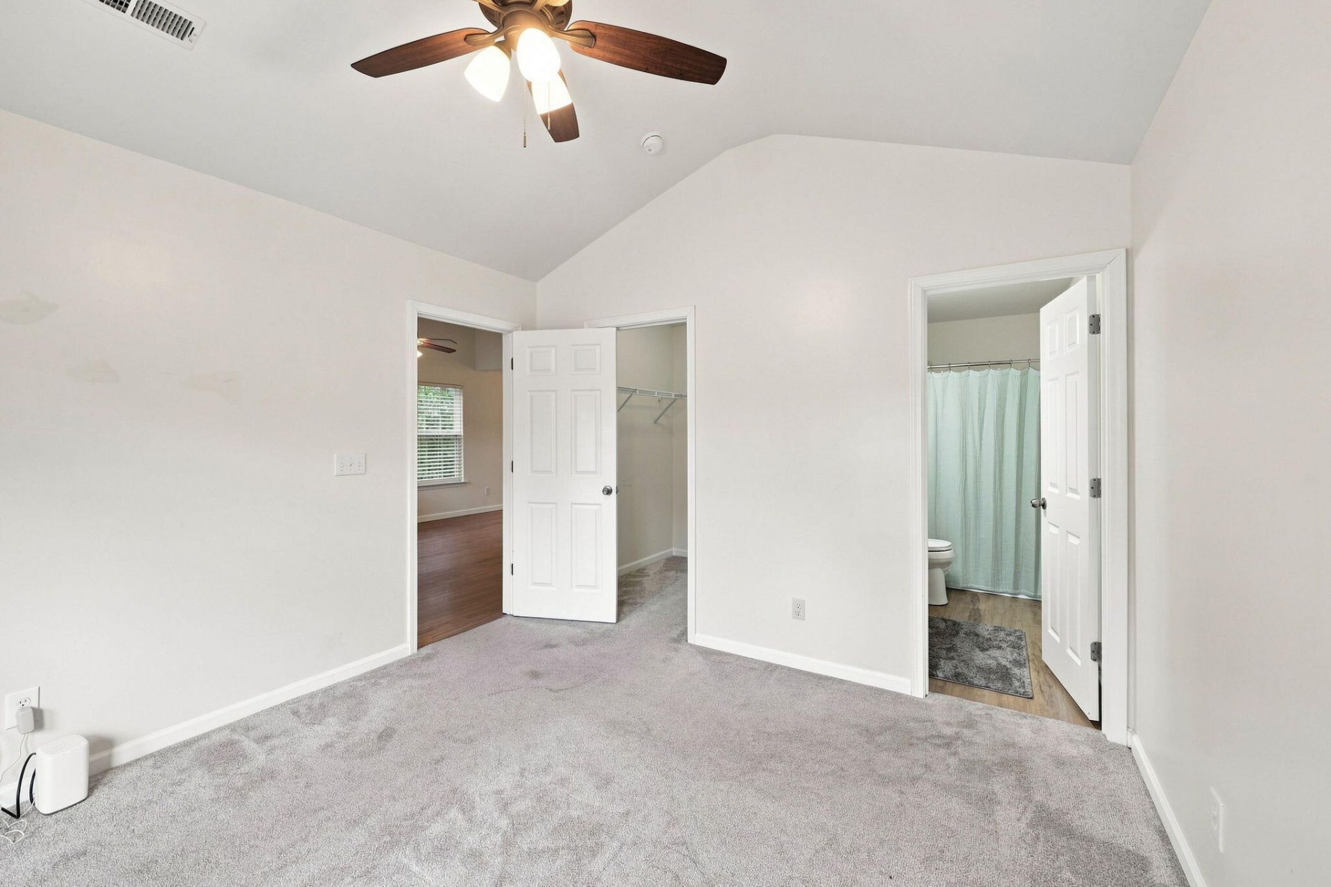 8886 Gable Street Photo 17