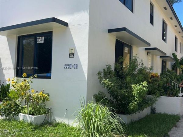 7734 Byron Ave , Unit 7, Miami Beach, FL 33141