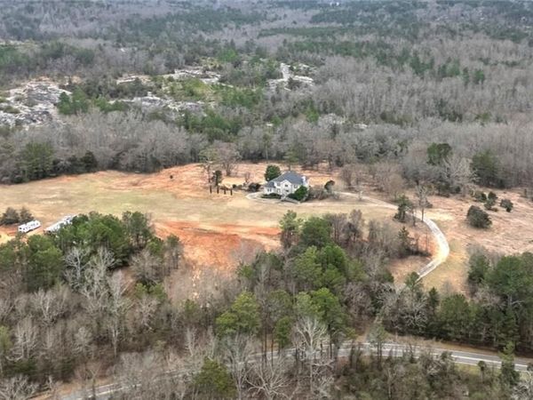 3065 Philadelphia Road , Conyers, GA 30012