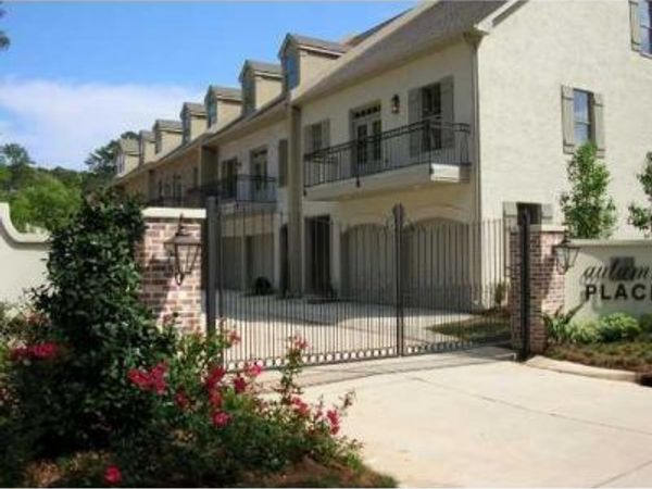 827 AUTUMN Place , Unit 202, Mandeville, LA 70471