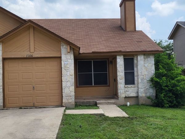 7206 GASLAMP LN, San Antonio, TX 78250
