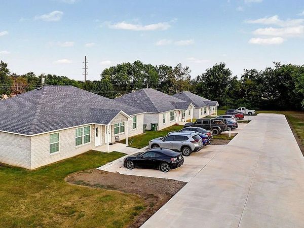 920 Williams Avenue , Sallisaw, OK 74955
