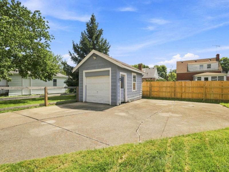 3805 Lansdowne Avenue, Deer Park, OH 45236 Photo 26