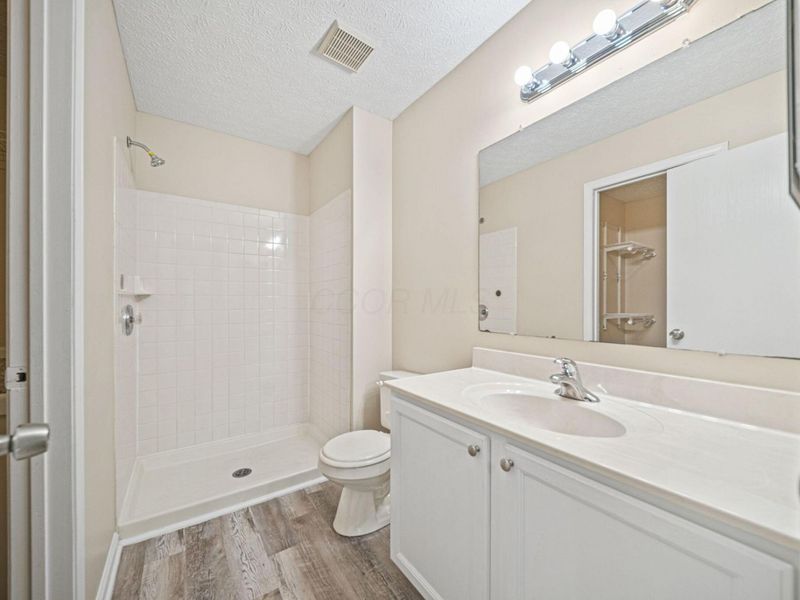 2633 Wallcrest Boulevard , Columbus, OH 43231 Photo 23