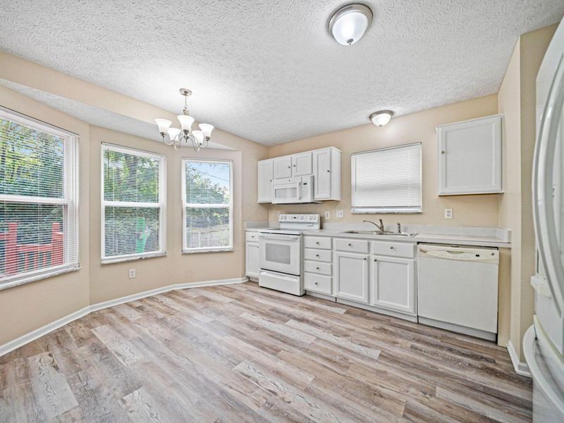 2633 Wallcrest Boulevard , Columbus, OH 43231 Photo 8