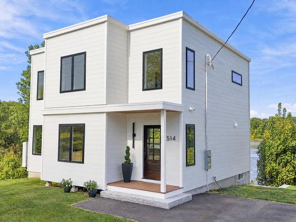 514 Main Street , Eliot, ME 03903
