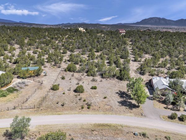 35 Camino Collado , Edgewood, NM 87015