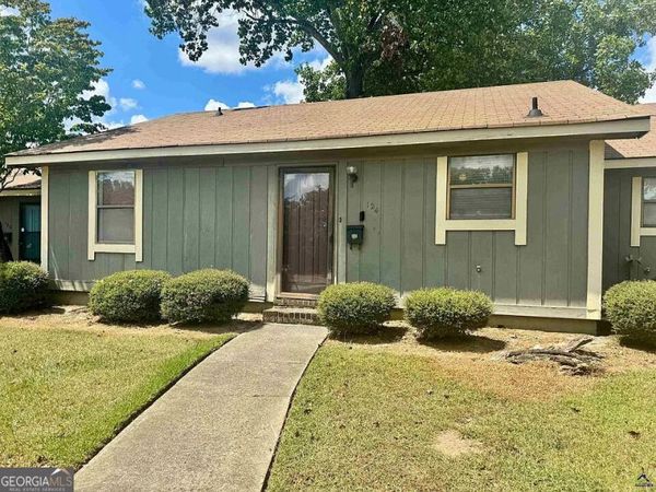 124 Stonehedge Drive, Warner Robins, GA 31088
