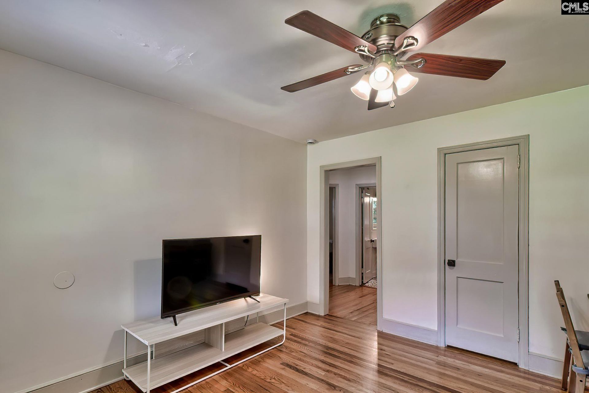2524 Marling Drive  Photo 13