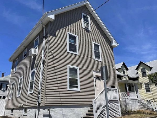 16 Robinson St, Unit 1, Lynn, MA 01901