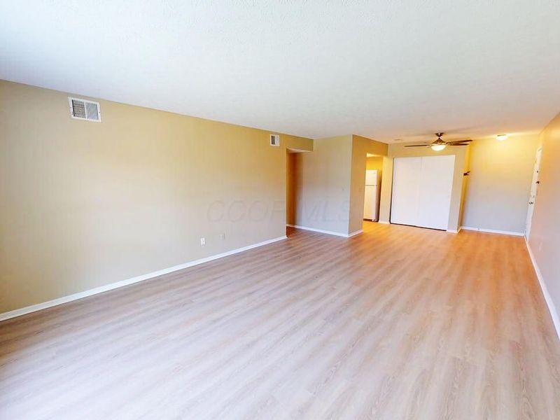 2064 Park Run Drive , Unit C, Columbus, OH 43220 Photo 5