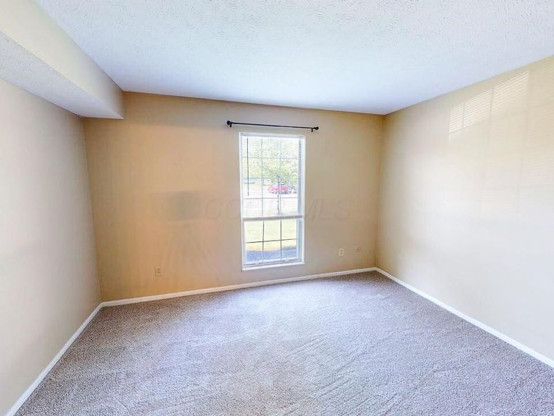 2064 Park Run Drive , Unit C, Columbus, OH 43220 Photo 7
