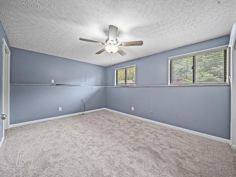 2349 Warfield Drive , Grove City, OH 43123 Photo 22