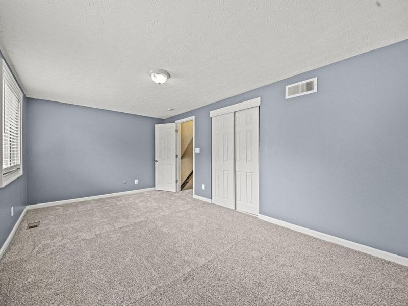 2349 Warfield Drive , Grove City, OH 43123 Photo 28