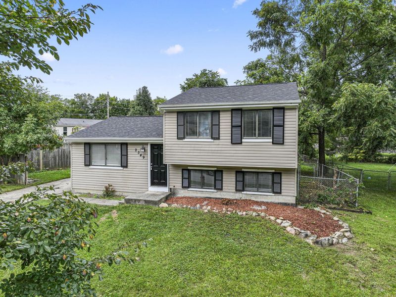 2349 Warfield Drive , Grove City, OH 43123 Photo 47