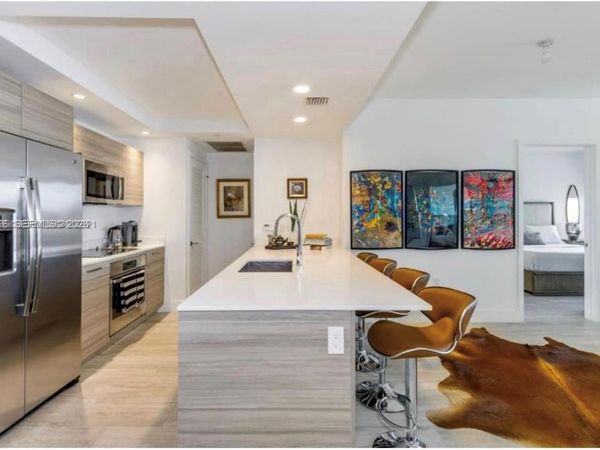 121 NE 34th St , Unit 2402, Miami, FL 33137