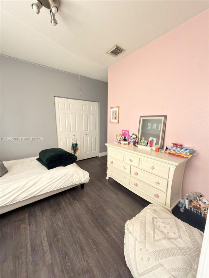 5051 SW 35th Way, Hollywood, FL 33312 Photo