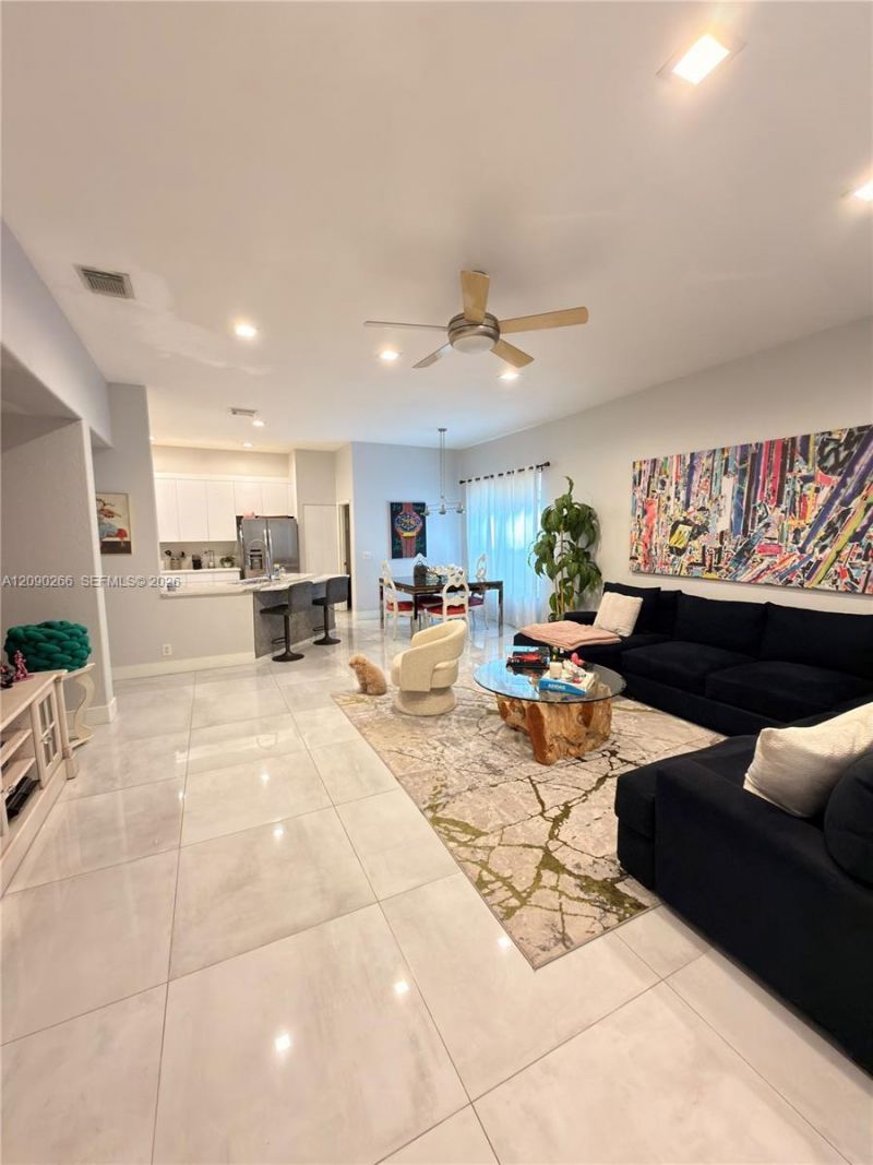 5051 SW 35th Way, Hollywood, FL 33312 Photo