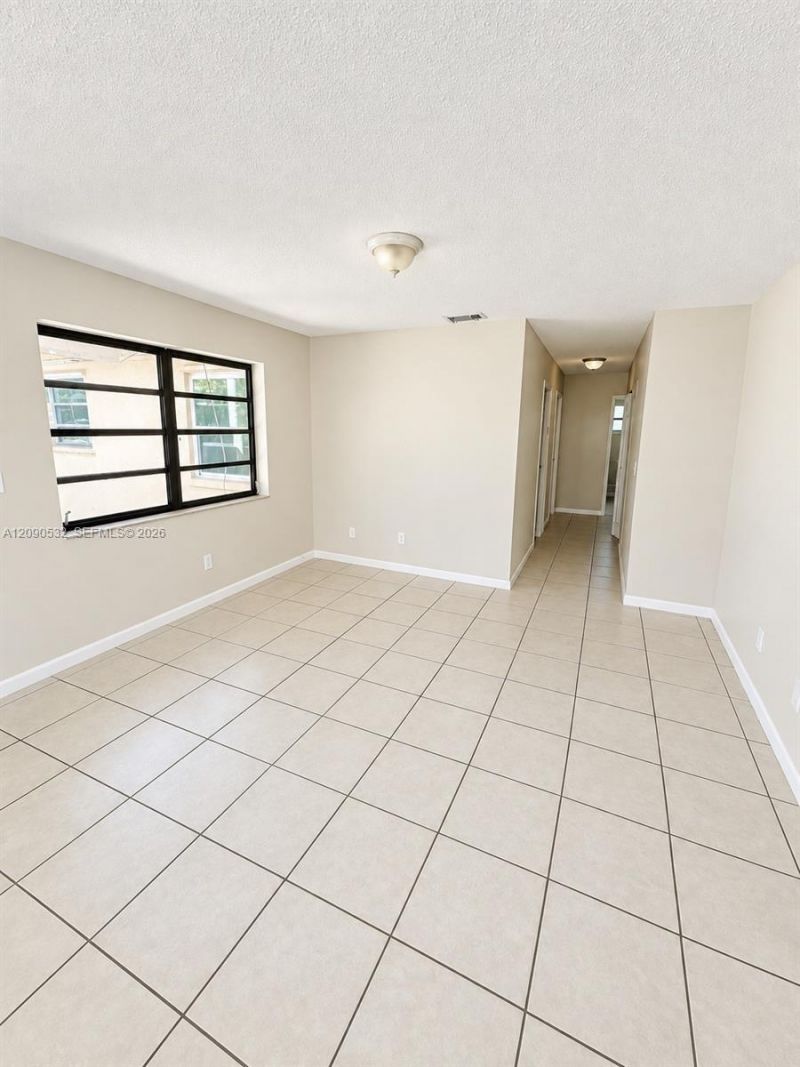 10132 W Indigo St, Unit 10132, Miami, FL 33157 Photo