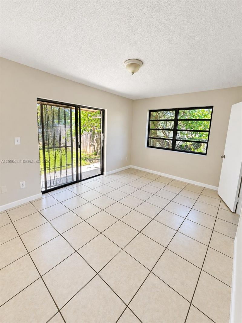 10132 W Indigo St, Unit 10132, Miami, FL 33157 Photo