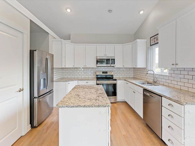 636 Waynoka Drive, Jackson Township, OH 45171 Photo 14
