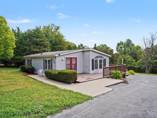 4766 Old School Trail, Hillsboro, MO 63050
