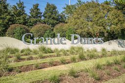 9046 Aideen Dr photo 4