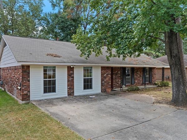 1125 Hallmark Drive , Shreveport, LA 71118