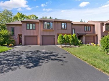 3151 Burrwood Drive, Baldwinsville, NY 13027