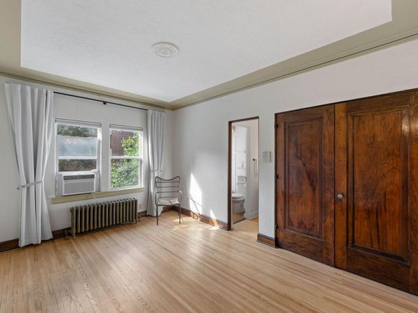 3252 Fremont Avenue S, Unit 203, Minneapolis, MN 55408