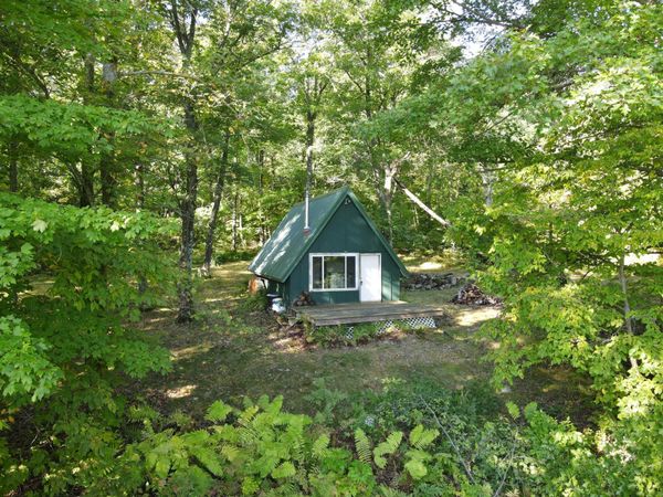 28416 Hardwood Lane E, Brook Park, MN 55007