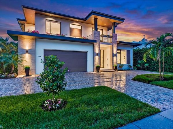 788 7TH AVE N, NAPLES, FL 34102