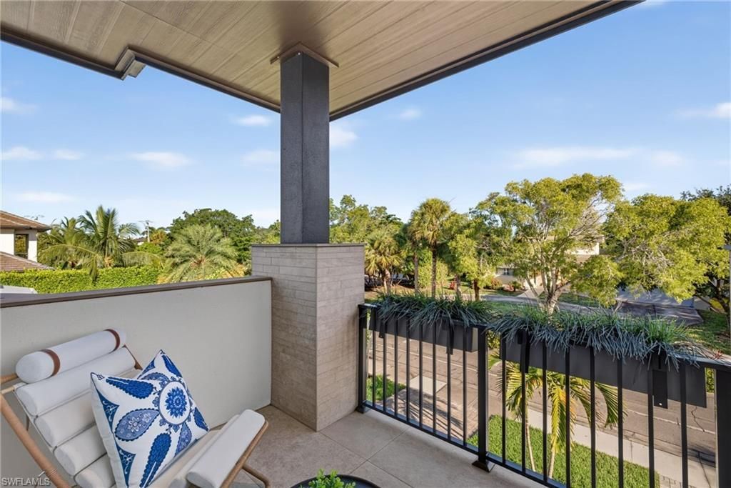 788 7th Ave N, Naples, FL 34102 Photo