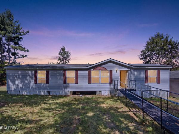 341 Cedar Crest Lane, Friendsville, TN 37737