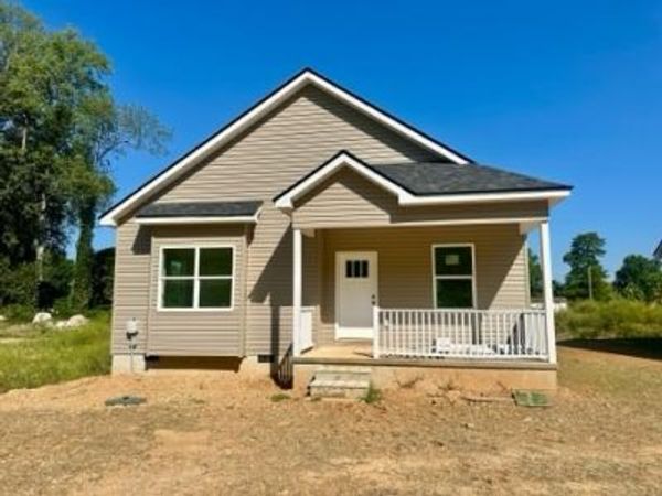 560 Gracie Street , Livingston, TN 38570
