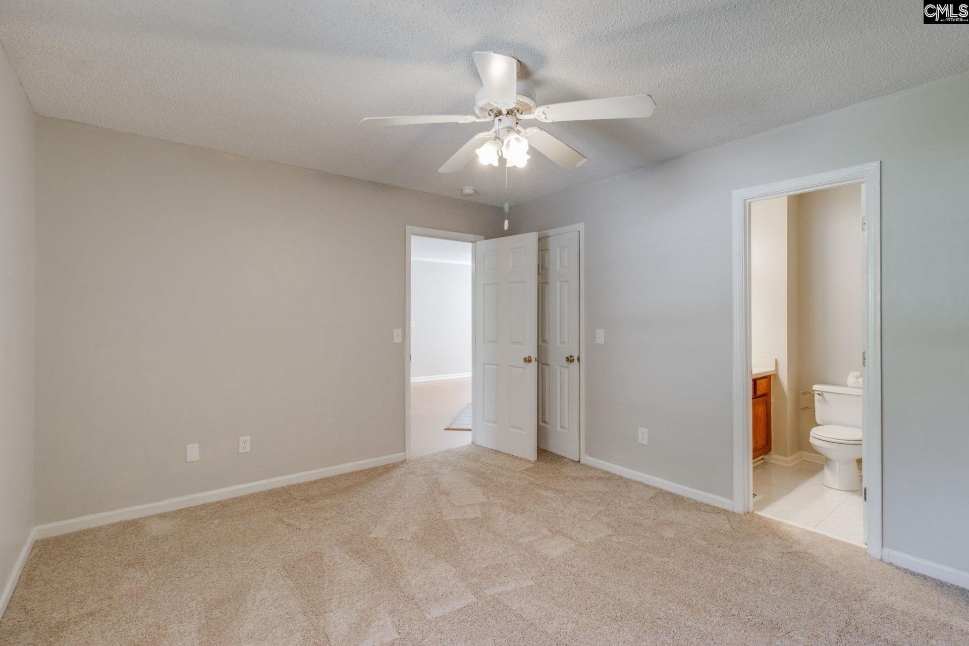 930 Sandfield Road  Photo 14