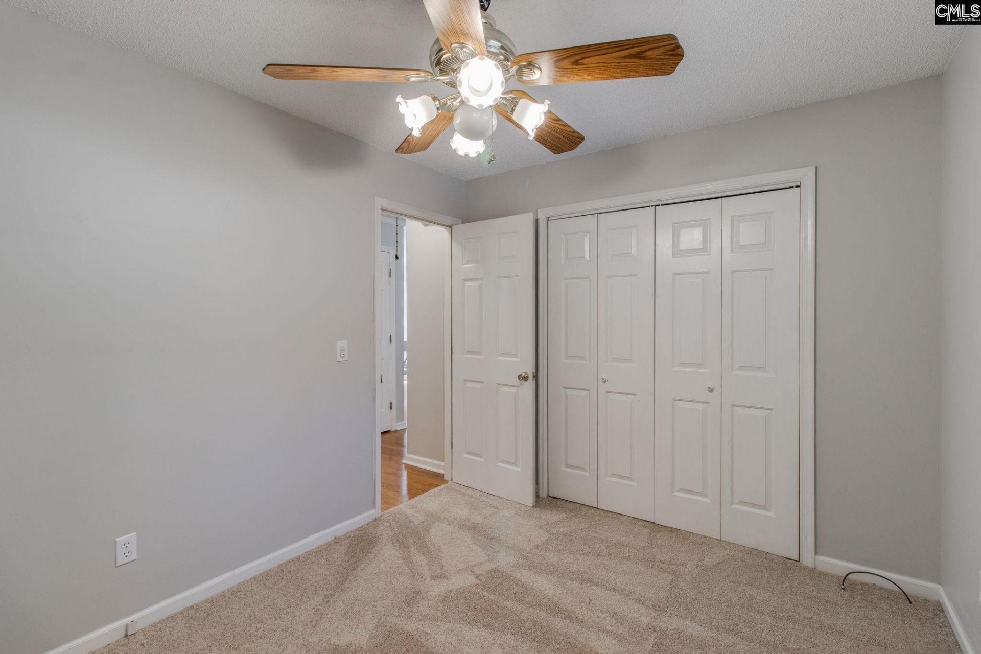 930 Sandfield Road  Photo 20